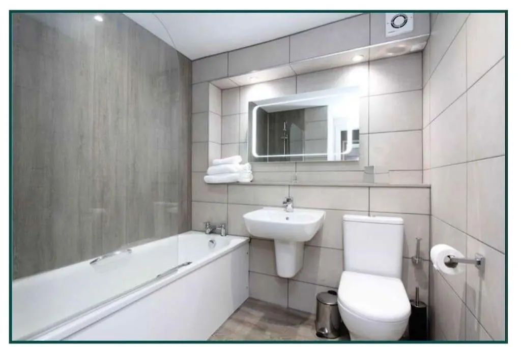 アパート Luxury 2 Bedroom Flat Near Hay Market エディンバラ イギリス